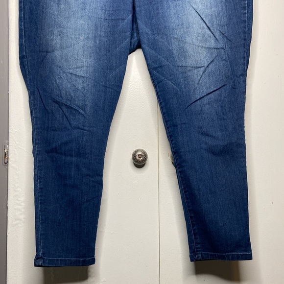 Democracy Ab technology Booty Lift Jegging Jeans size 22w - Picture 5 of 8